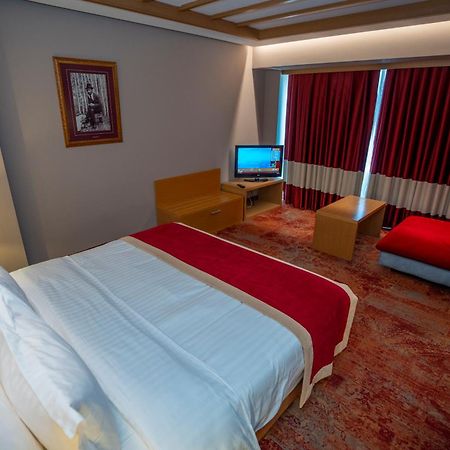 Hotel Colosseo & Spa Shkoder Exterior photo