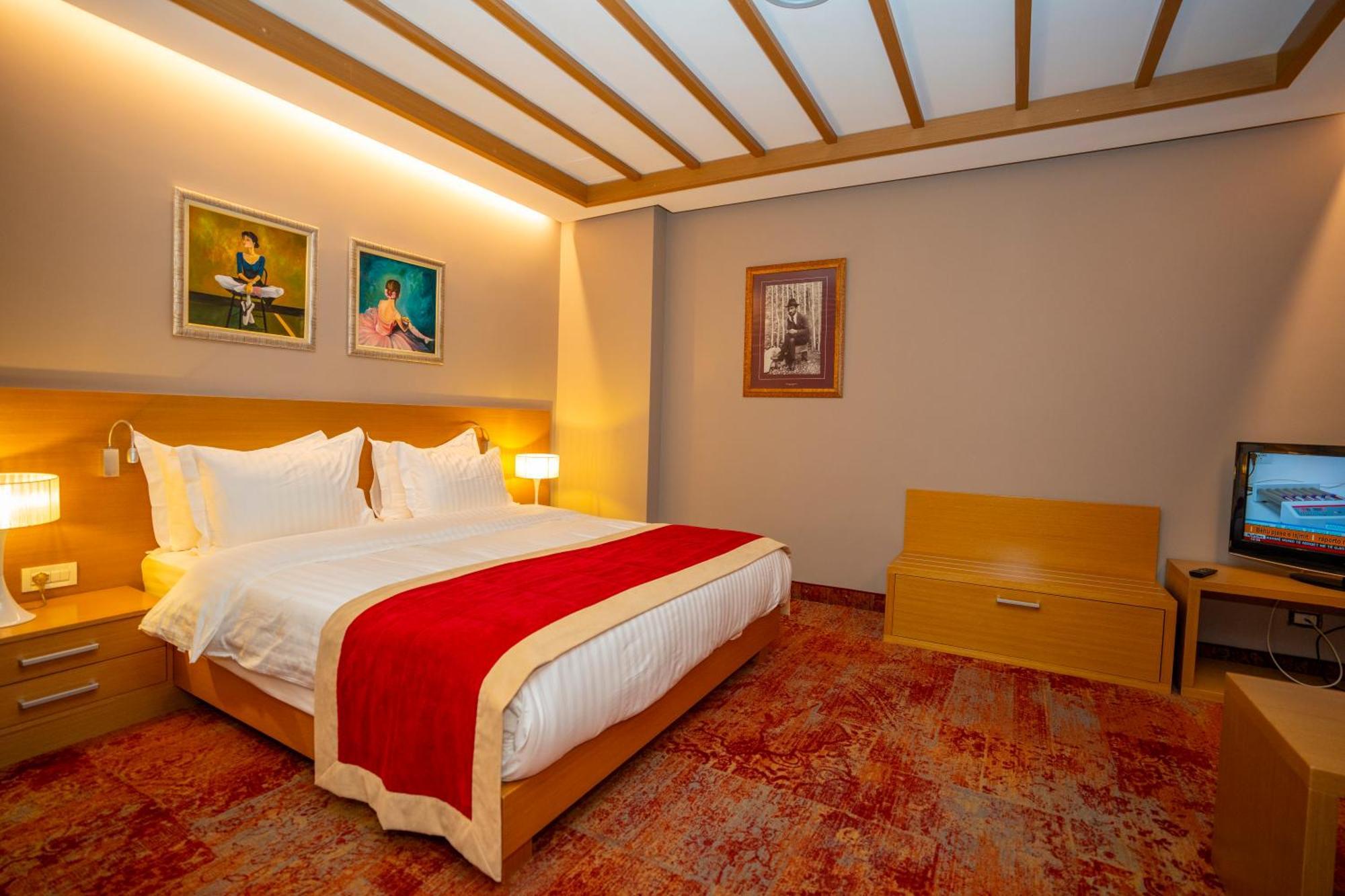 Hotel Colosseo & Spa Shkoder Exterior photo