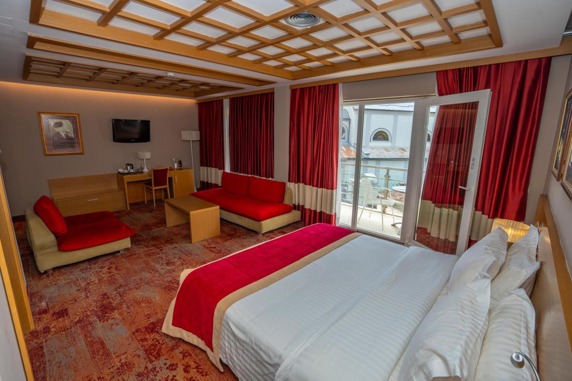 Hotel Colosseo & Spa Shkoder Exterior photo