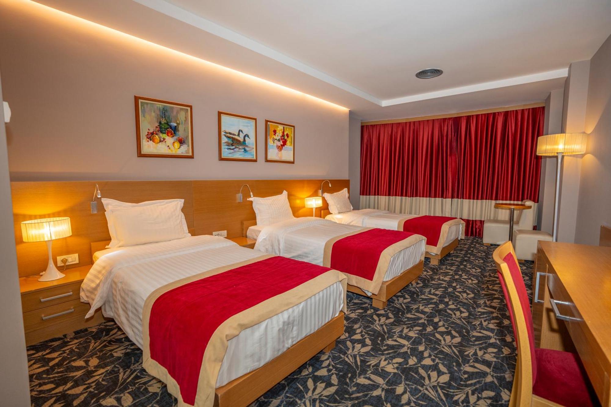 Hotel Colosseo & Spa Shkoder Exterior photo