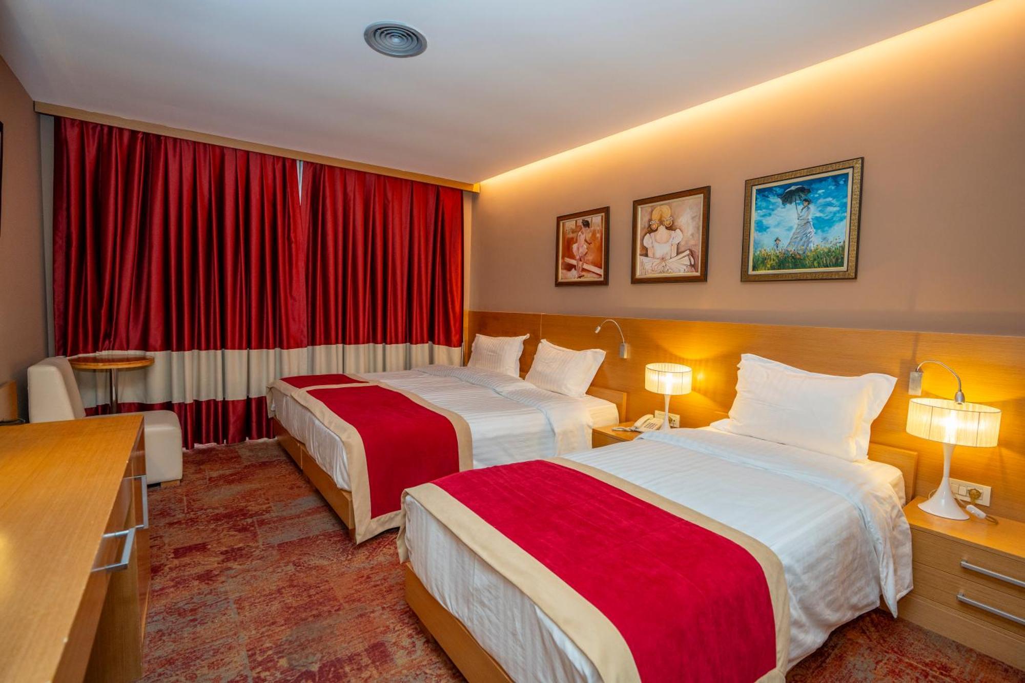 Hotel Colosseo & Spa Shkoder Exterior photo
