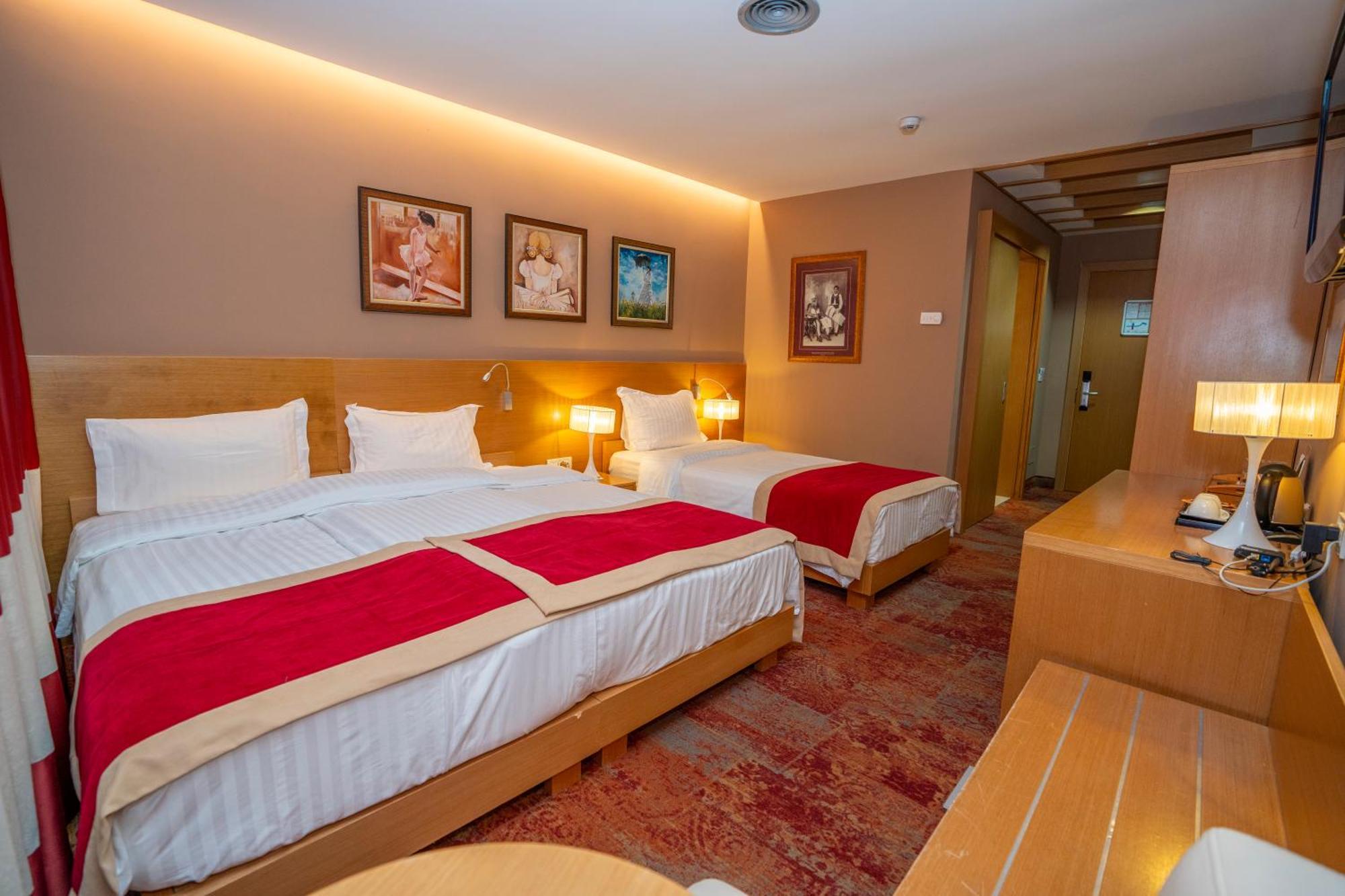 Hotel Colosseo & Spa Shkoder Exterior photo