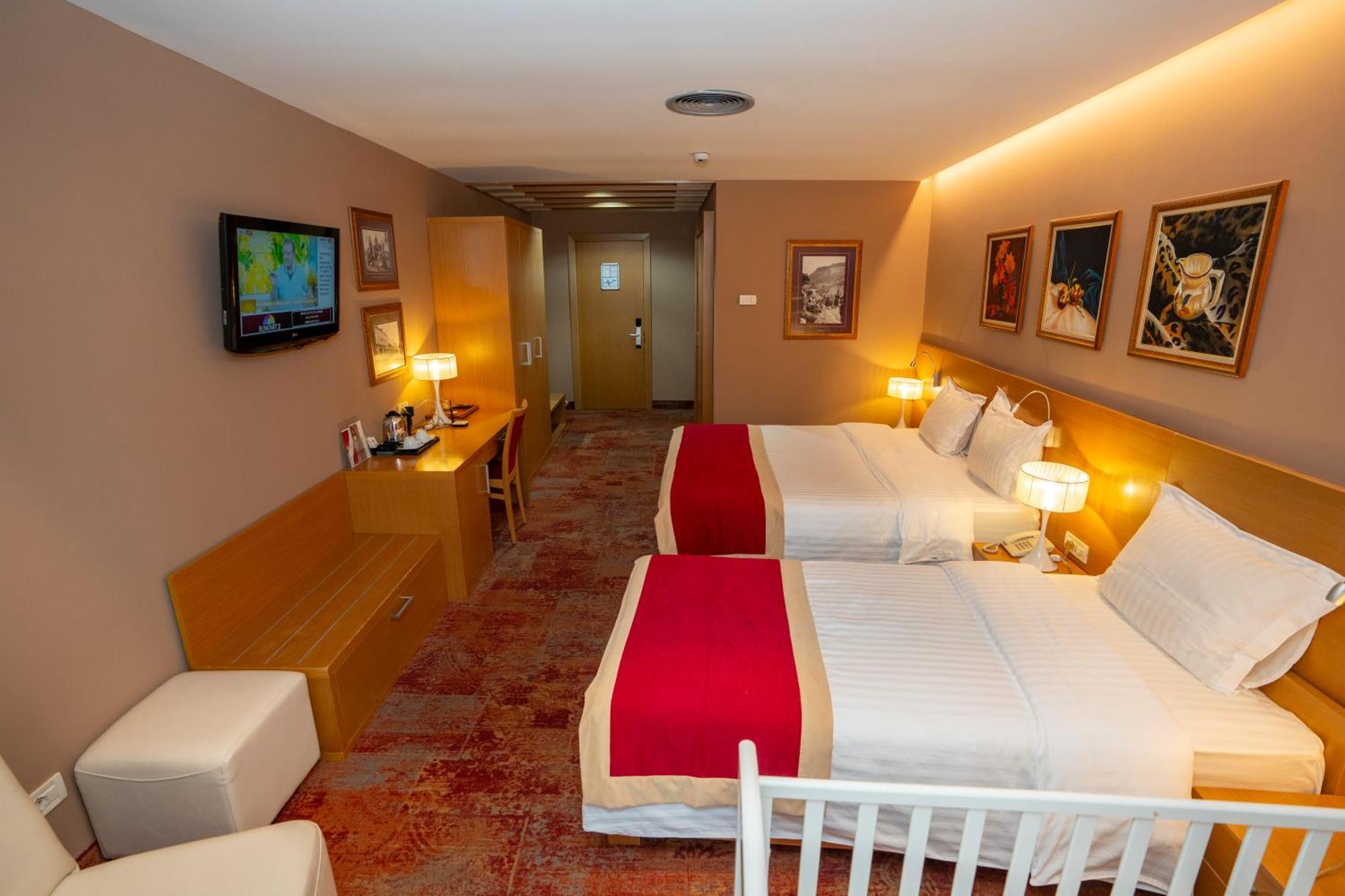 Hotel Colosseo & Spa Shkoder Exterior photo