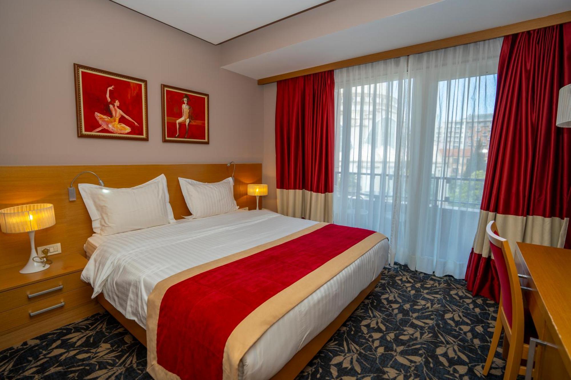 Hotel Colosseo & Spa Shkoder Exterior photo