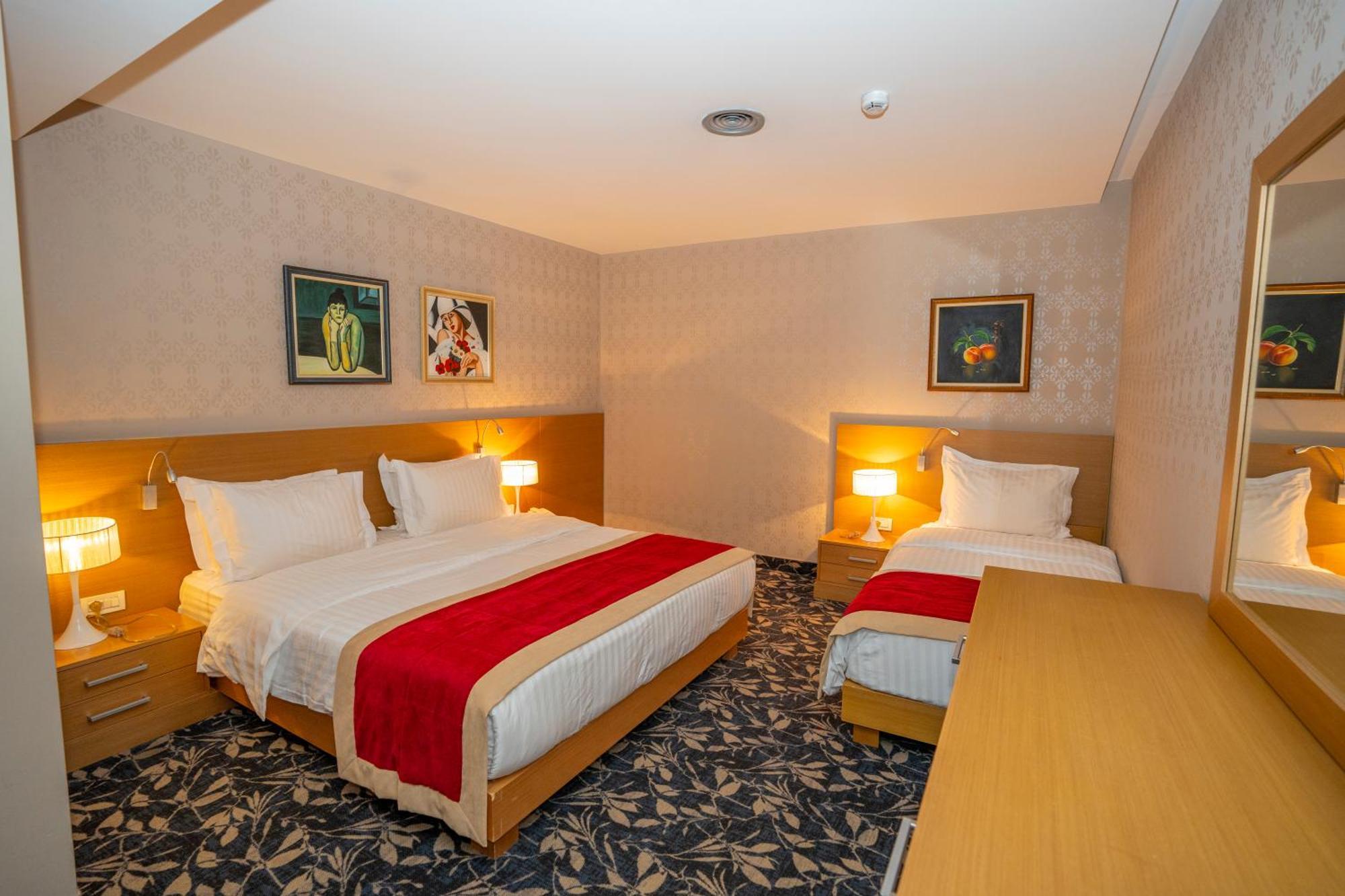 Hotel Colosseo & Spa Shkoder Exterior photo