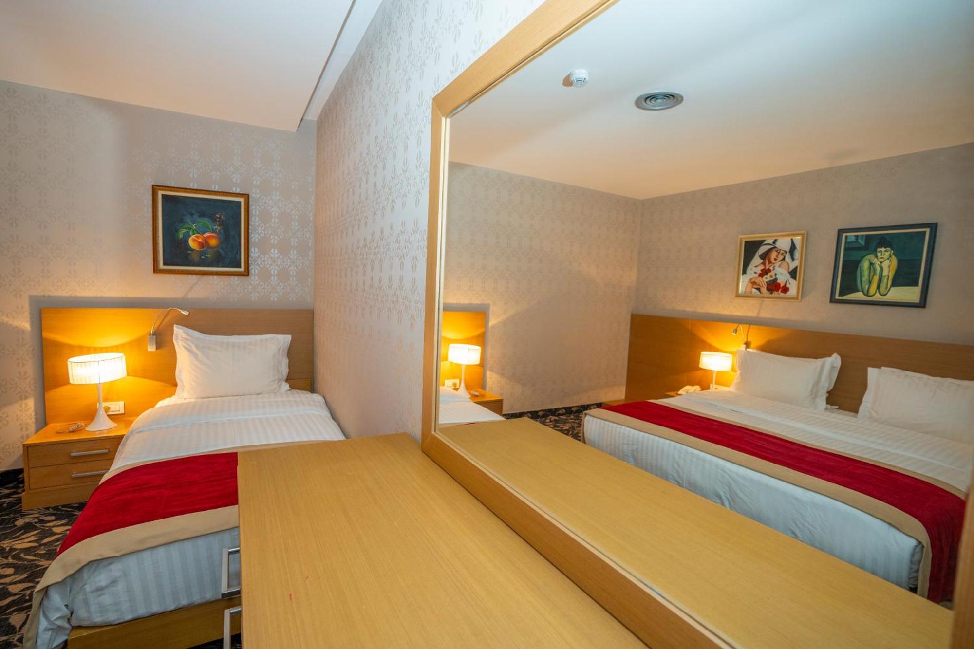 Hotel Colosseo & Spa Shkoder Exterior photo